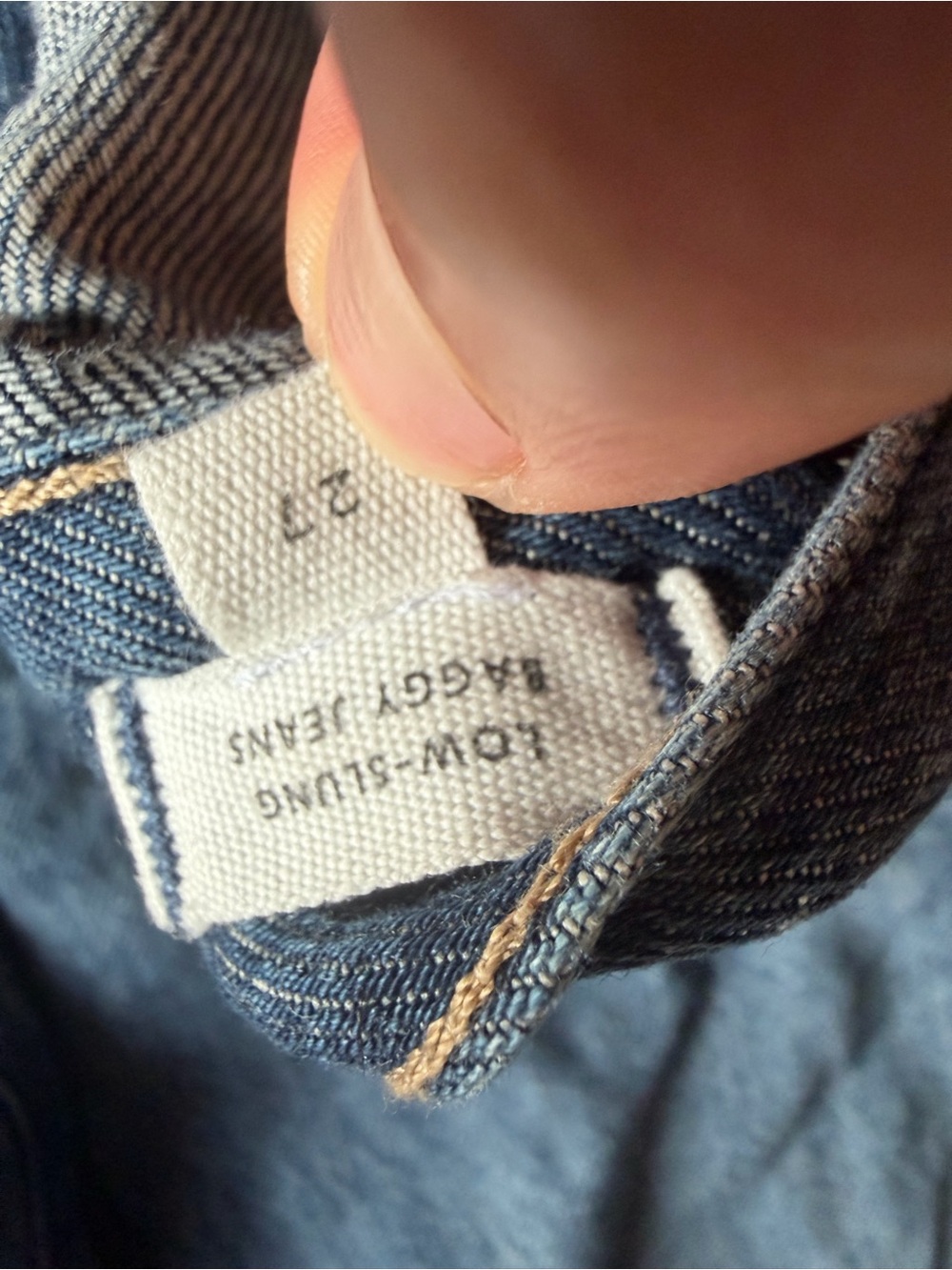 Madewell Straight-Leg Denim Jeans in Medium Blue - Picture 4 of 8